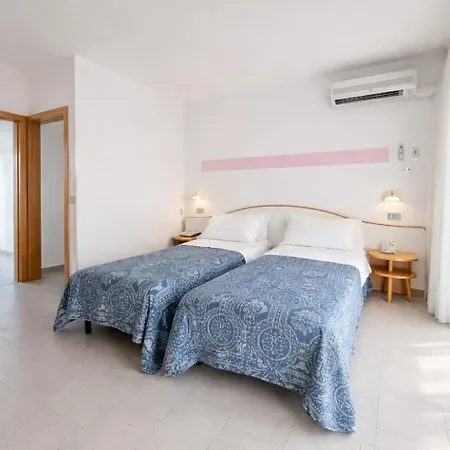 Hotel Azzurro-2